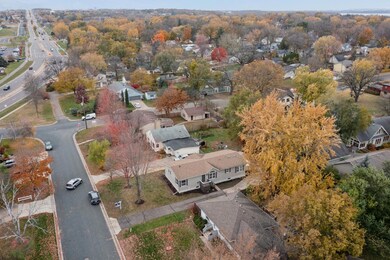606 8th St W, Hastings, MN 55033 - photo 4