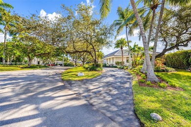 301 Isla Dorada Blvd, Coral Gables, FL 33143 - photo 2