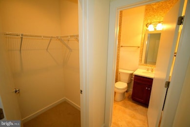 732 Lamont St NW unit 301, Washington, DC 20010 - photo 5