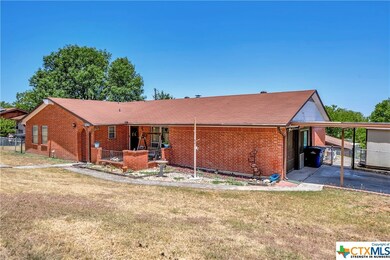 1202 Bluff Dr, Copperas Cove, TX 76522 - photo 3