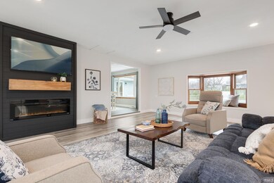 6198 N 900 E, New Carlisle, IN 46552 - photo 2