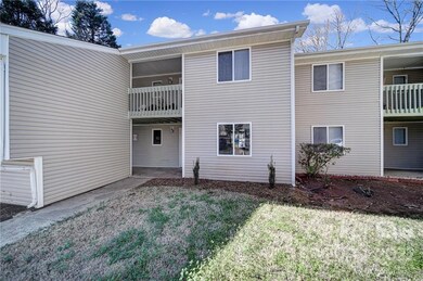 1562 Eagles Place unit L103, Rock Hill, SC 29732 - photo 3