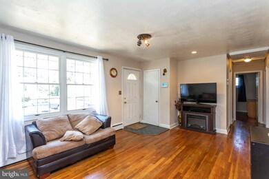 3829 Brownhill Rd, Randallstown, MD 21133 - photo 3