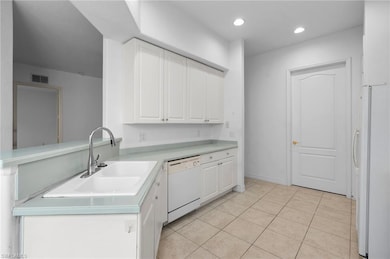 6010 Jonathans Bay Cir unit 102, Fort Myers, FL 33908 - photo 7