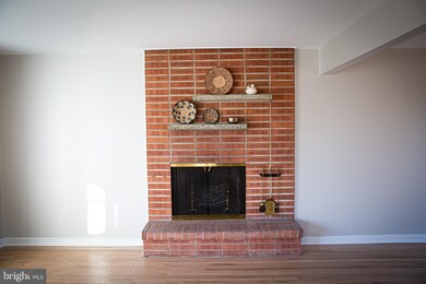 7756 Clements Rd, Wyncote, PA 19095 - photo 6