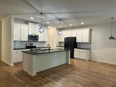 5635 Parkview Ln, Flowery Branch, GA 30542 - photo 6