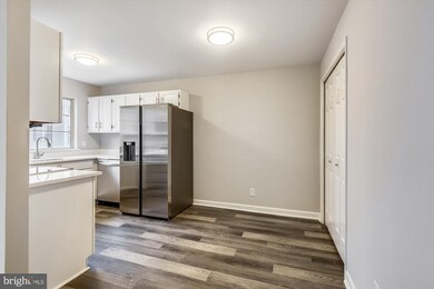 1125 Huntmaster Terrace NE unit 202, Leesburg, VA 20176 - photo 7