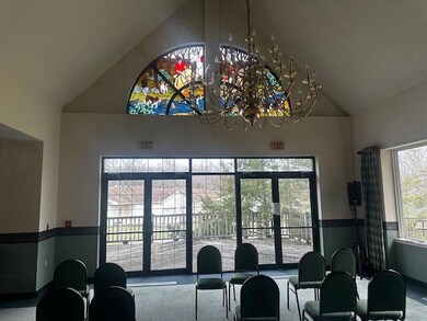 3 Village Cir unit 304, Stroudsburg, PA 18360 - photo 4