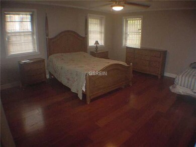 Master Bedroom. All bedrooms have Brazillian Oak f