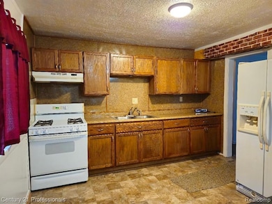 2829 Batavia Ct, Westland, MI 48186 - photo 4