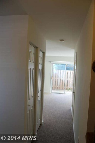 21755 Marigold Cir, Sterling, VA 20164 - photo 3