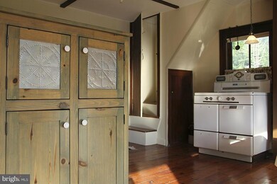 unlisted-address, Edinburg, VA 22824 - photo 6