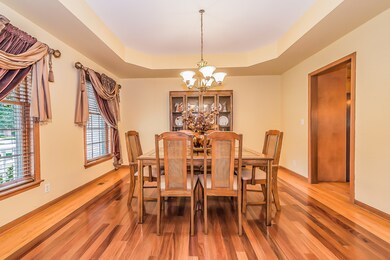 0N587 E Weaver Cir, Geneva, IL 60134 - photo 4