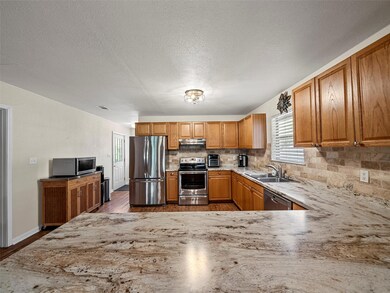 2107 Flowing Wells Rd, Pottsboro, TX 75076 - photo 4