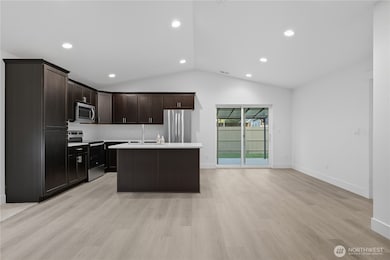 6 N Olympia St, Kennewick, WA 99336 - photo 6