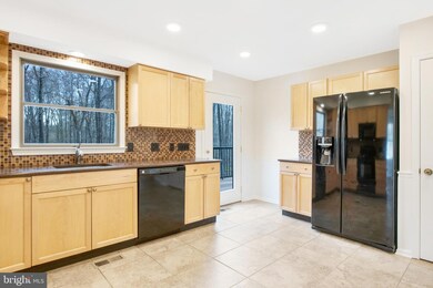 4425 Cobalt Dr, Harwood, MD 20776 - photo 7