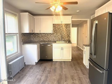 15 Atlantic Ave, Pittsfield, MA 01201 - photo 2