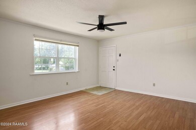 7-web-or-mls-3121 Johnston St 210-7