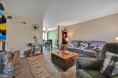 506 Stonecrest Ct, Stevens, PA 17578 - photo 5