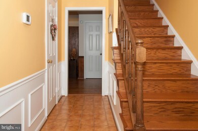 9035 Swift Creek Rd, Fairfax Station, VA 22039 - photo 2