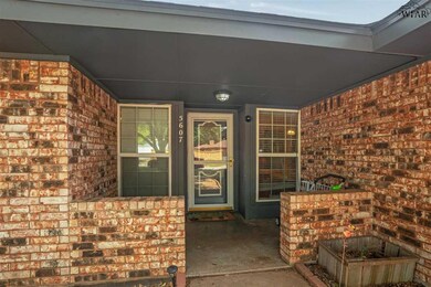 5607 Briargrove Dr, Wichita Falls, TX 76310 - photo 2