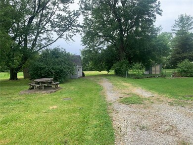 0 W 300 N unit MBR21862763, Greenfield, IN 46140 - photo 2