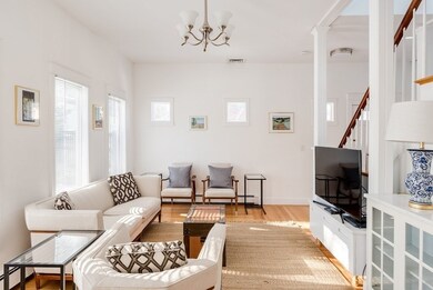 7 Colchester St unit A, Brookline, MA 02446 - photo 4