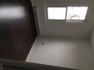 347 N 8th St, Allentown, PA 18102 - photo 7