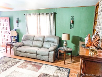 302 N J St, Eufaula, OK 74432 - photo 6