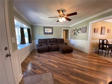 513 Montpelier Ave, Erie, PA 16505 - photo 2