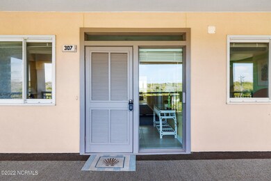 307 Beachwalk