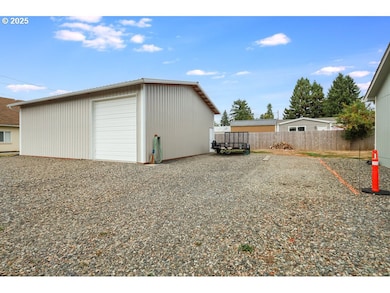 324 6th St, Vader, WA 98593 - photo 4