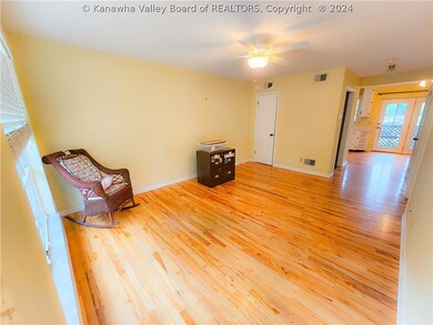 Living Area 2
