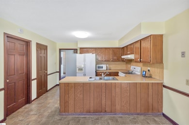 205 Green Valley Rd, Anderson, SC 29621 - photo 4