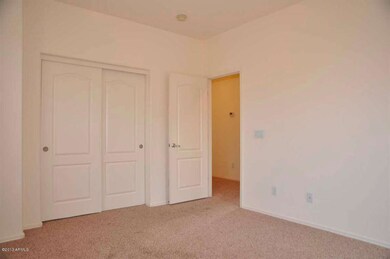 2nd Bedroom2[6]