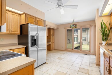 271 N Mcclellan St unit 105, Auburn, IN 46706 - photo 4