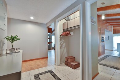 6015 Stuart Ln, Worthington, OH 43085 - photo 6