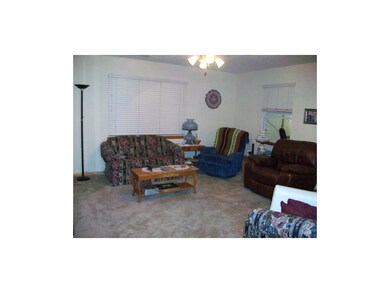 701 Sun Ct, Raymore, MO 64083 - photo 3