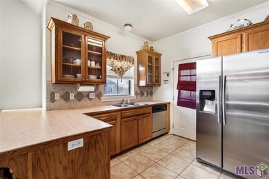 6463 Windwood Dr, Zachary, LA 70791 - photo 3