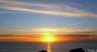 Enjoy the picturesque Laguna Sunset from both leve
