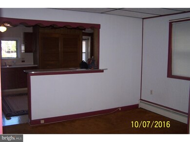 323 Hazle St, Tamaqua, PA 18252 - photo 3