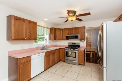 558 Acland Blvd, Ballston Spa, NY 12020 - photo 4