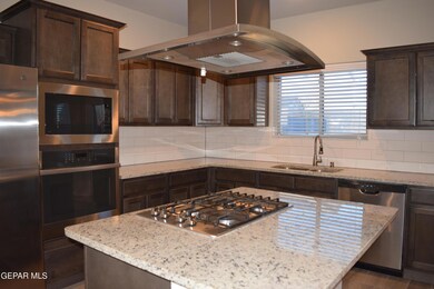 964 Clapham St, El Paso, TX 79928 - photo 7