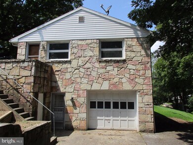 175 Johnsons Mill Rd, Berkeley Springs, WV 25411 - photo 3