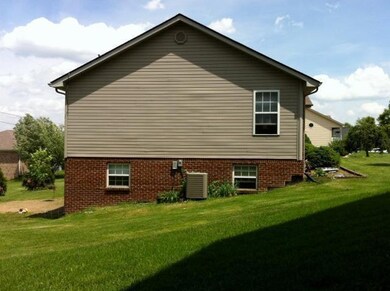 102 Olivia Ct unit 3B, Wilmore, KY 40390 - photo 5