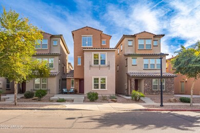 2053 N 77th Gln - QuickShots - 02