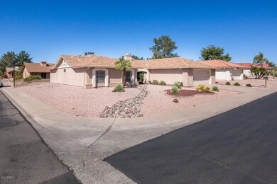 2304 Leisure World Mesa AZ-large-020-13-