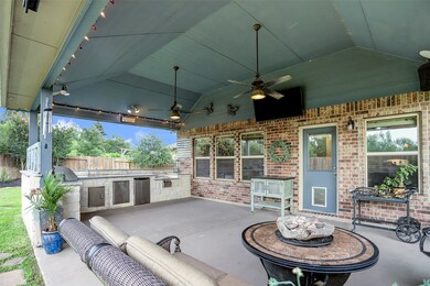 31763 Chapel Rock Ln, Spring, TX 77386 - photo 2