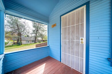 1328 Magnolia St-7