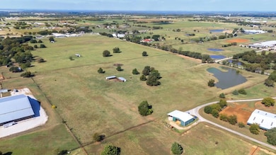 000 Friendship Rd, Pilot Point, TX 76258 - photo 5